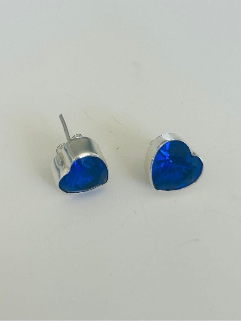Taxco Mexico .925 Sterling Silver Blue Stone Heart Stud Earrings| 1CM| 2.61 G